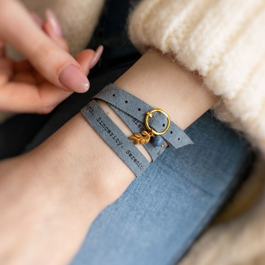 Gemustertes personalisiertes Armband mit benutzerdefiniertem Text bis zu 230 Zeichen