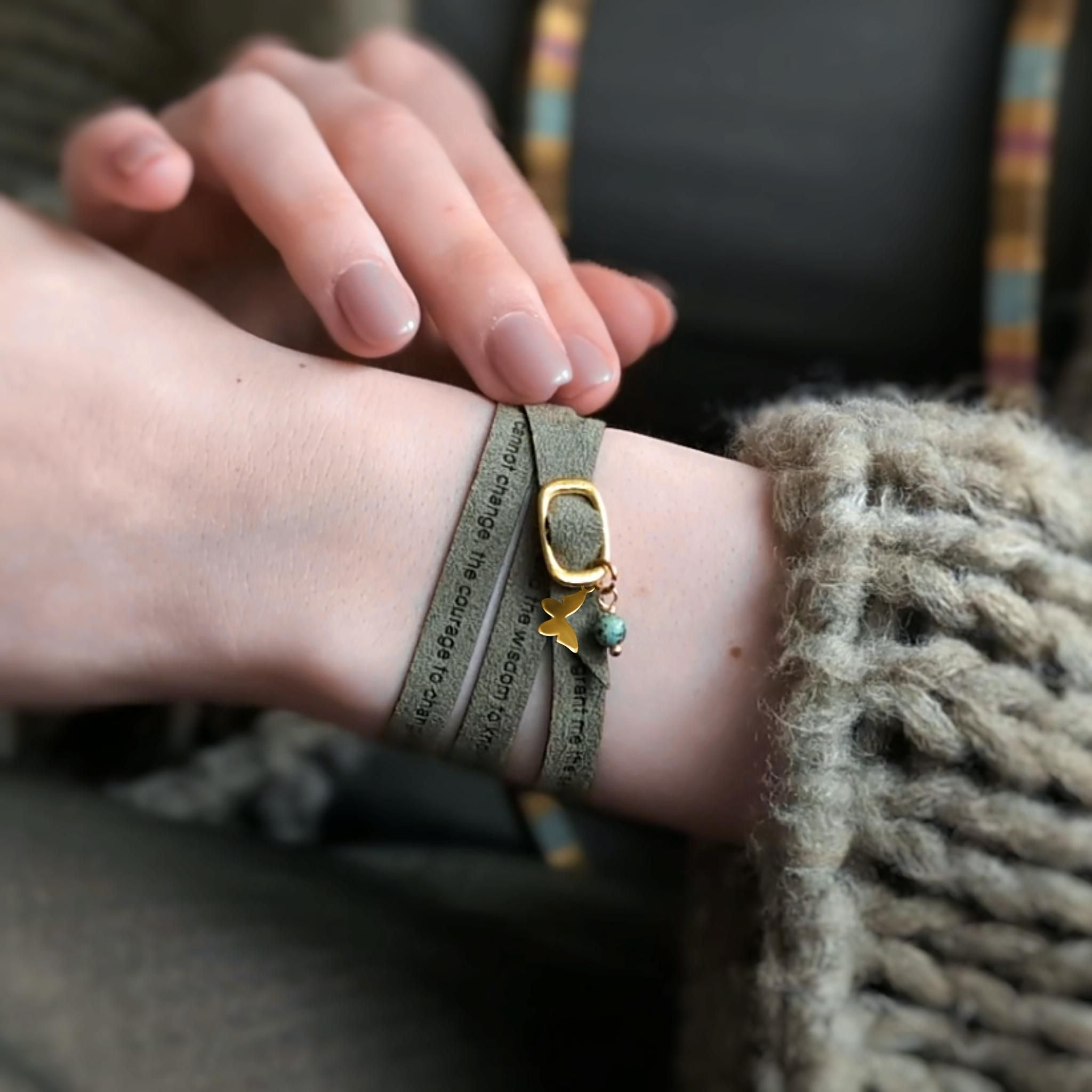 Feines, individuell graviertes Armband mit Verschluss, 7 mm breit